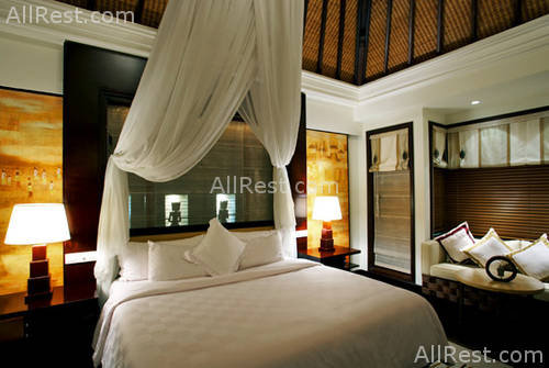 The Laguna Resort & Spa 19